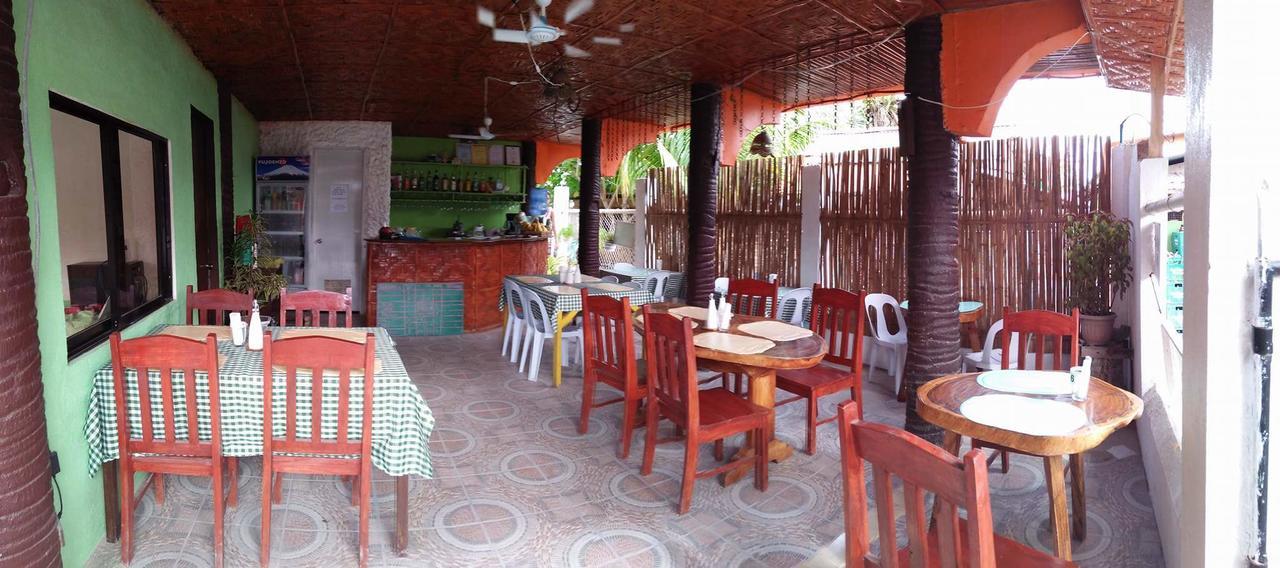 Guanna'S Place Room And Resto Bar Logon Εξωτερικό φωτογραφία